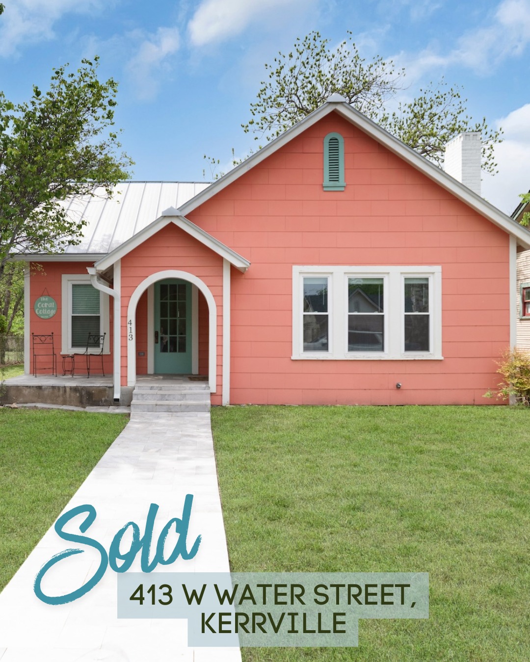 🏡 SOLD! 🎉
This charming 1940s cottage in Kerrville has officially found its new owner! Hard to let this one go but I believe Coral Cottage still has a bright future. 
📸 Thank you @cassiethyde for capturing this special place with your photography skills. 
Thank you @kari.bock for representing the buyer. Thank you @kerrcountyabstract for always delivering a smooth closing.