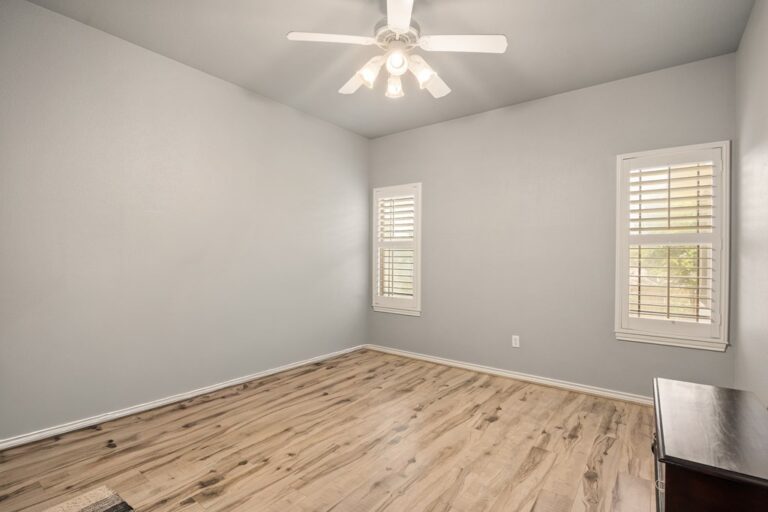 1233 Hilltop Road, Kerrville, TX
