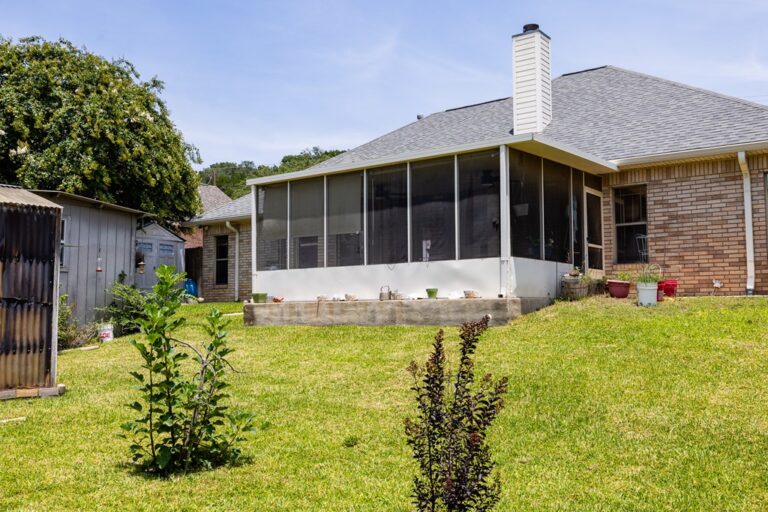 1233 Hilltop Road, Kerrville, TX