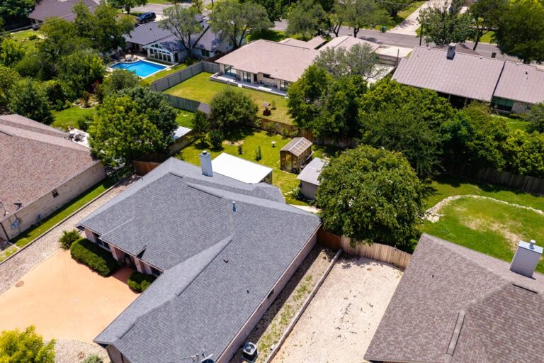 1233 Hilltop Road, Kerrville, TX