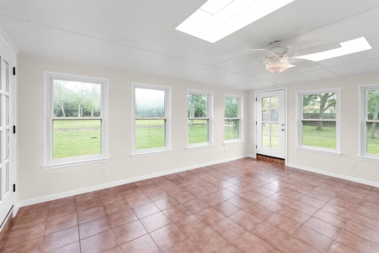 1232 Virginia Drive, Kerrville, TX 78028